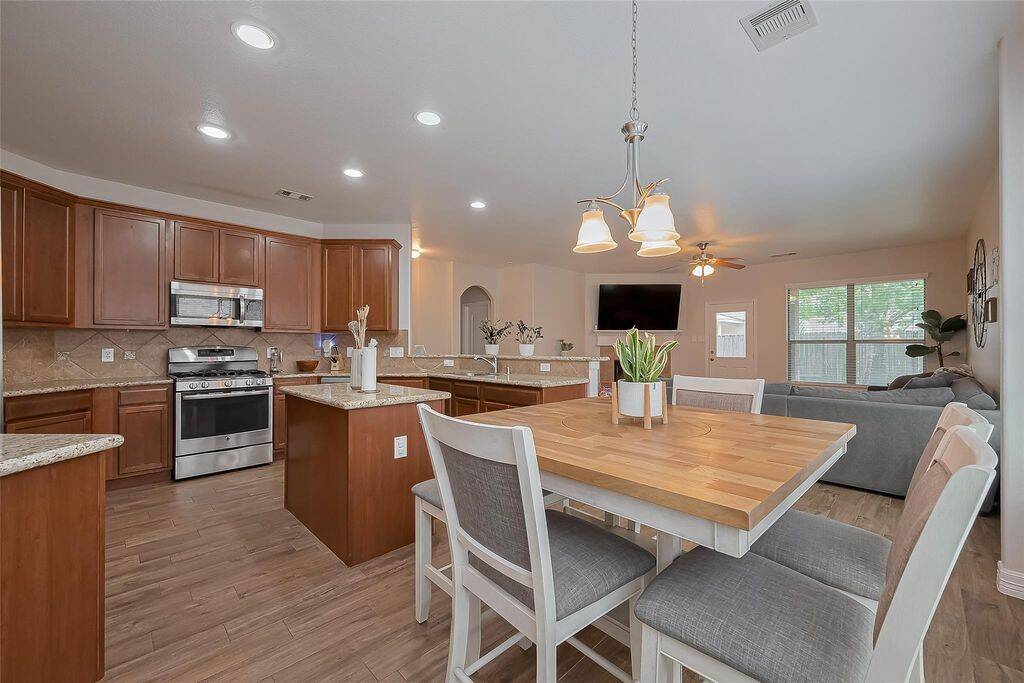 Kitchen/breakfast area