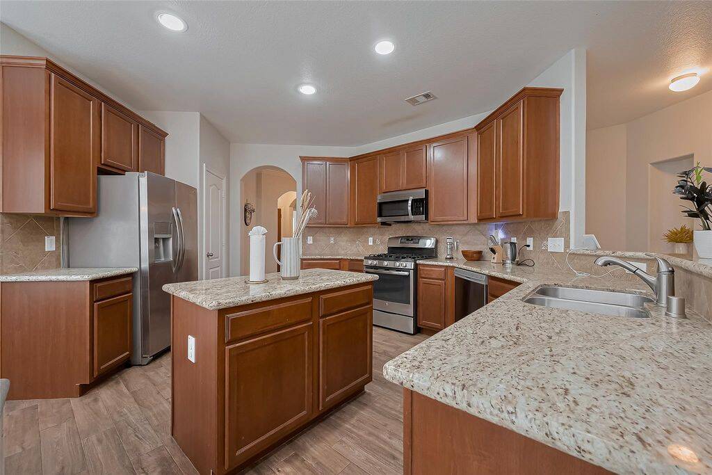 Kitchen with island