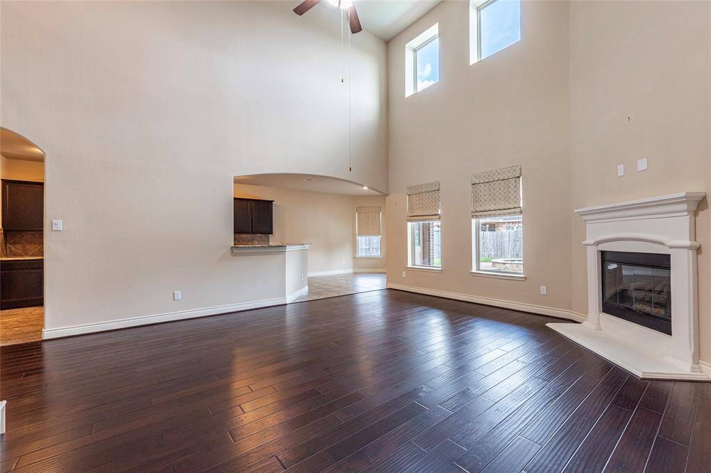 Spacious family room