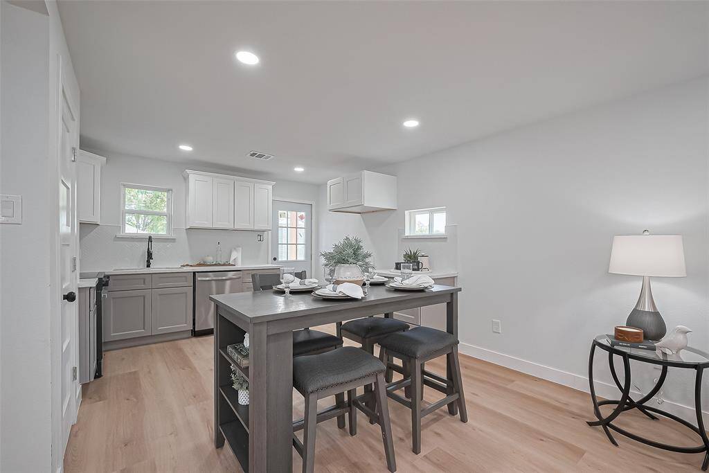 Kitchen complete with coffee bar space