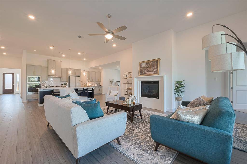 Another great angle with the front door in view.