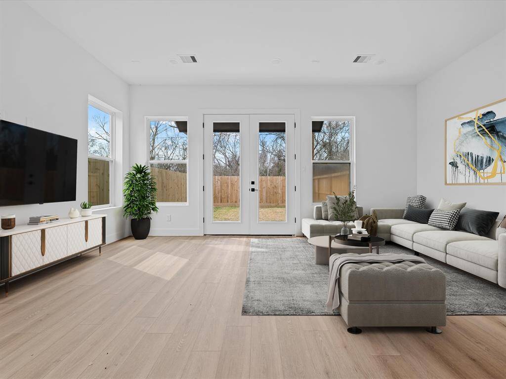Experience the potential of your new home with this beautifully virtually staged kitchen, showcasing modern finishes and spacious design.