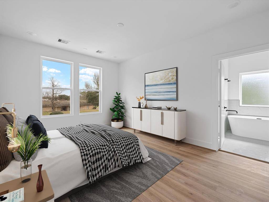 Virtually staged to showcase potential, this room blends style and comfort seamlessly.