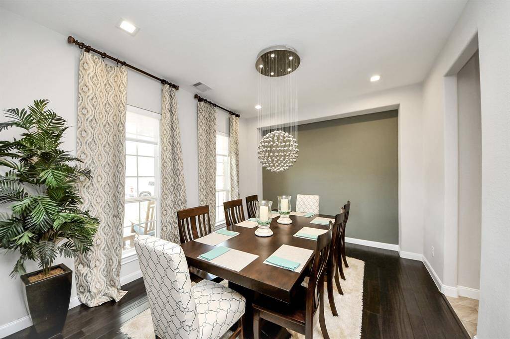 Formal dining room