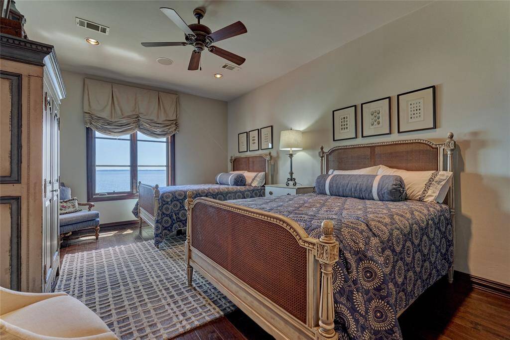 BR#4 with large walk-in closet & ensuite bath.