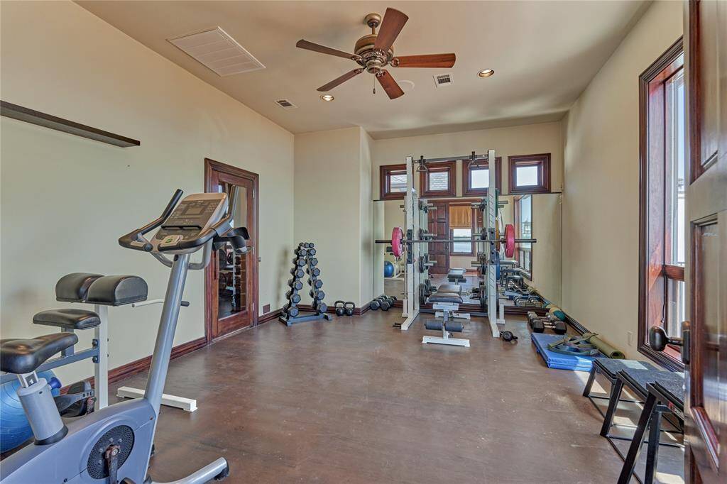 Home gym with sauna!