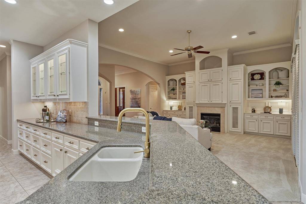 An abundance of storage to keep all of your kitchen tools and supplies organized.