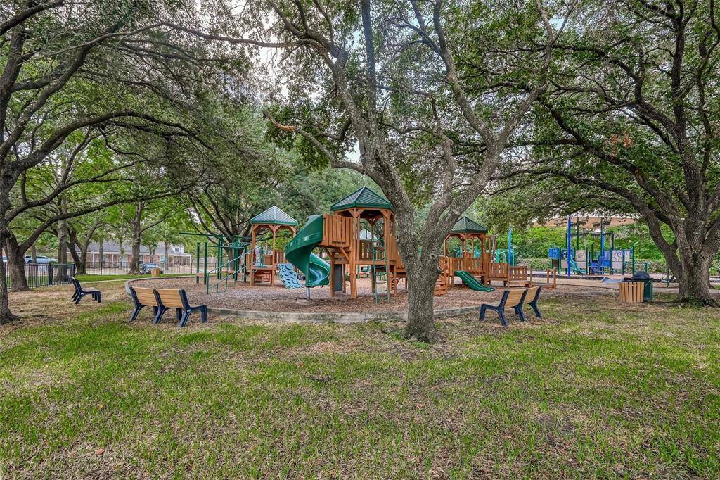 Beautiful walking trails and Park