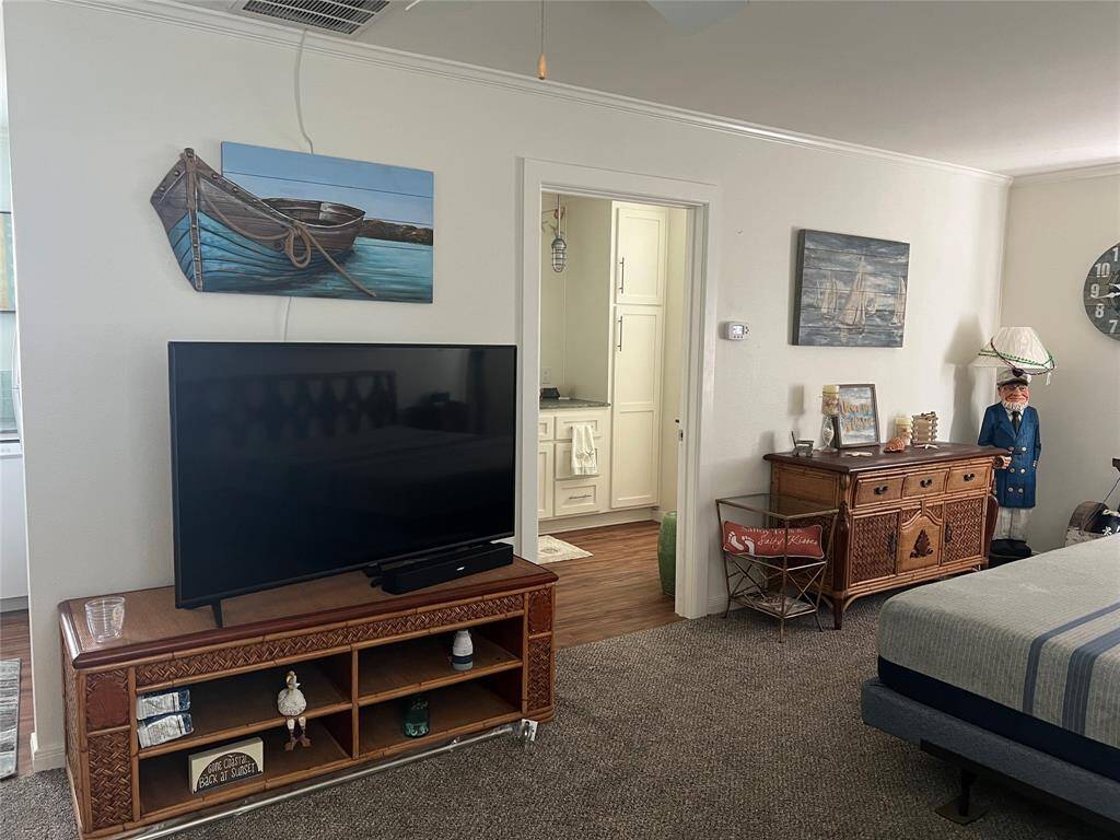 Living area UP STAIRS