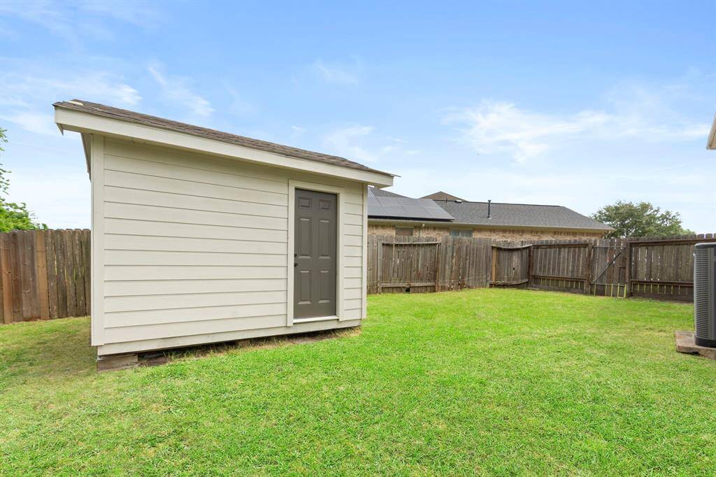 Storage shed