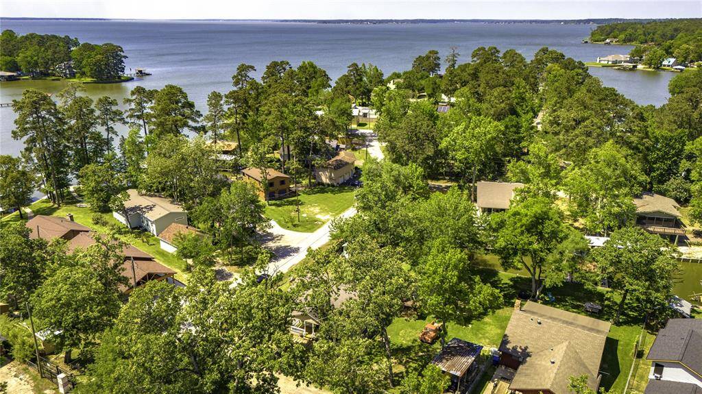 Waterfront Canal Access to Lake Livingston -
