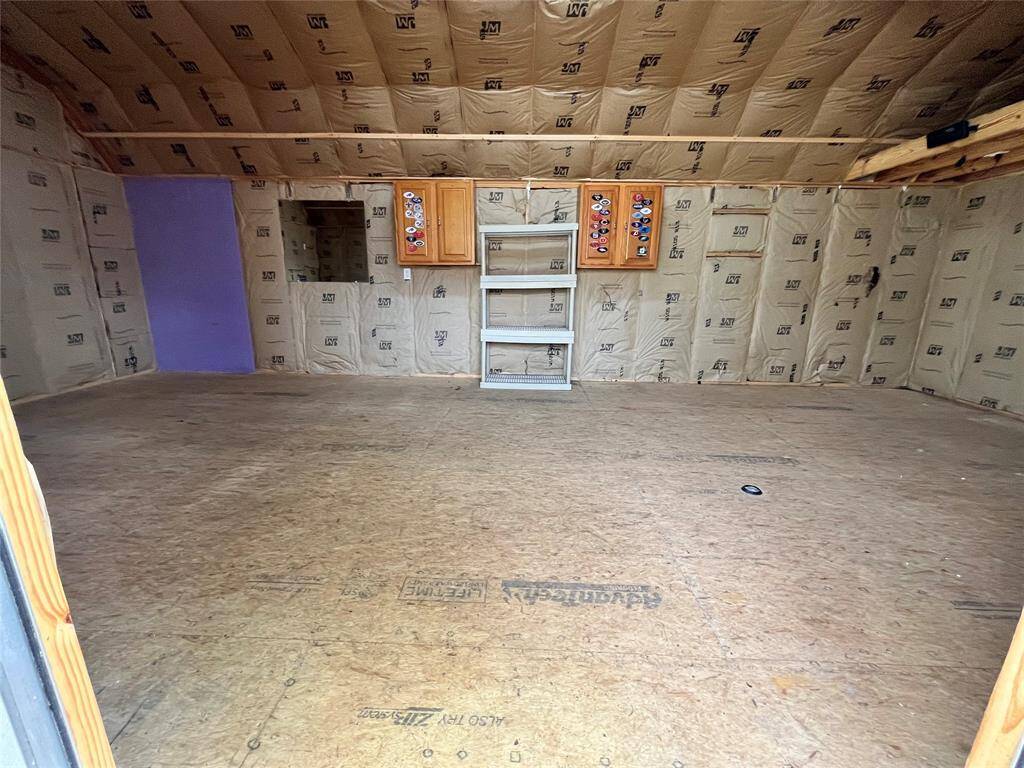 AC SHED IN BACK - NEEDS TO BE FINISHED OUT
