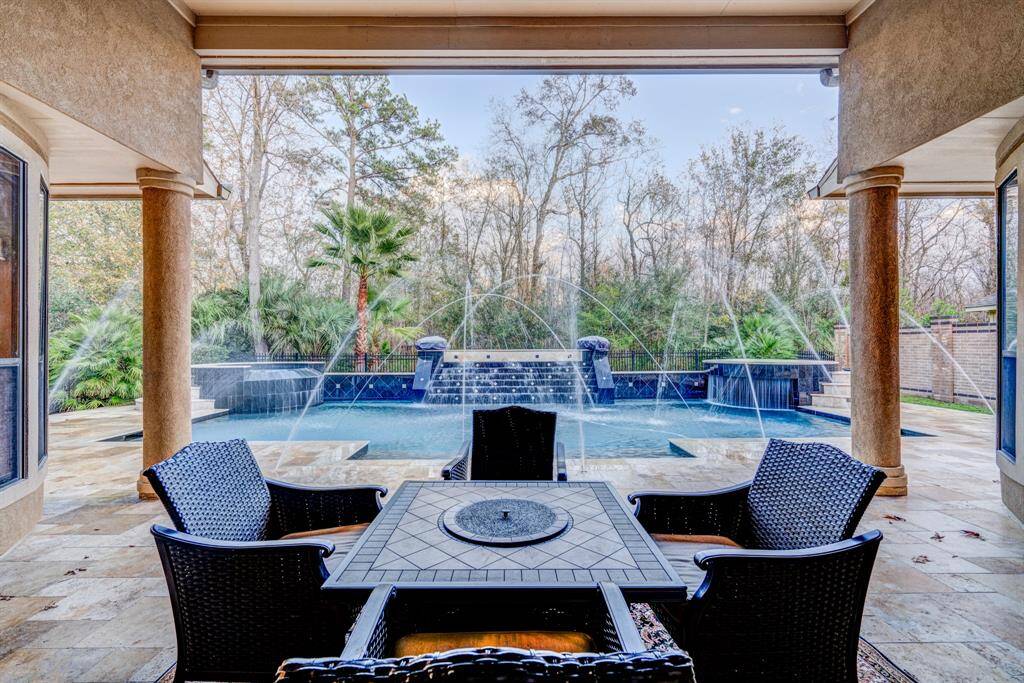 Your home comes fully furnished and backs up to a nature reserve and offers a spectacular pool and spa with covered patio! Come see your pristine retreat today!