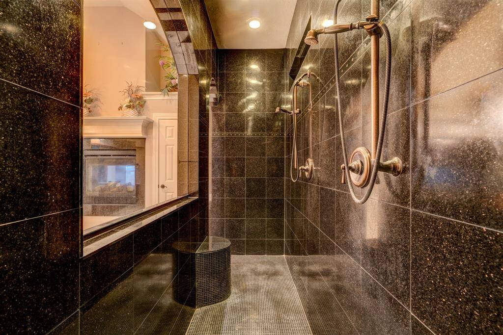 Recessed lighting overhead and a wide window create a well-lit area, while remaining slightly dim for both visual and physical comfort.