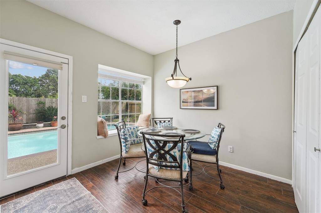 Start your mornings with a warm cup of coffee and a peaceful view of the sparkling pool just beyond your breakfast table—comfort and serenity wrapped into one perfect moment at home. ???????