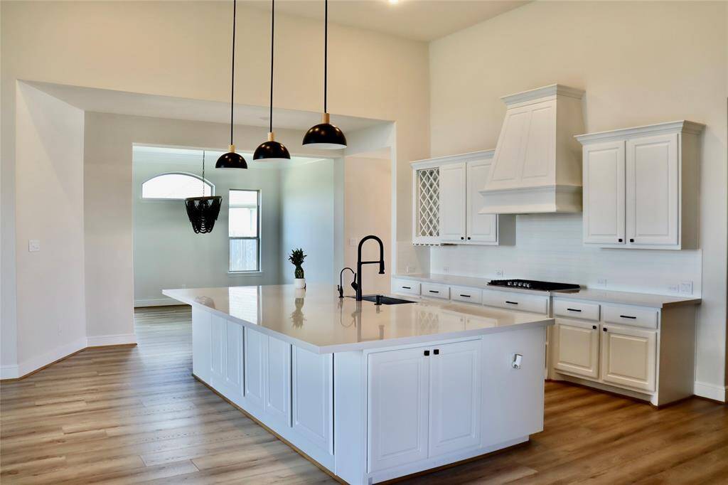Another view of the kitchen