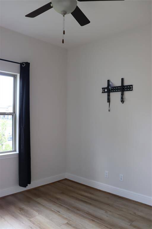 Another view of the guest suite