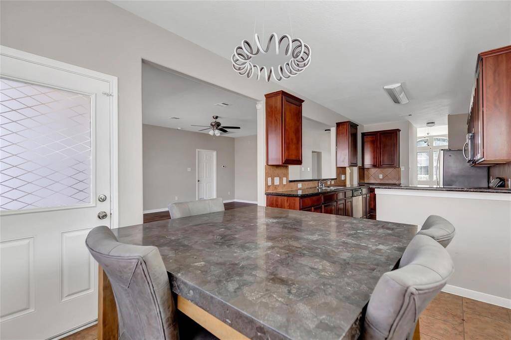 Breakfast area