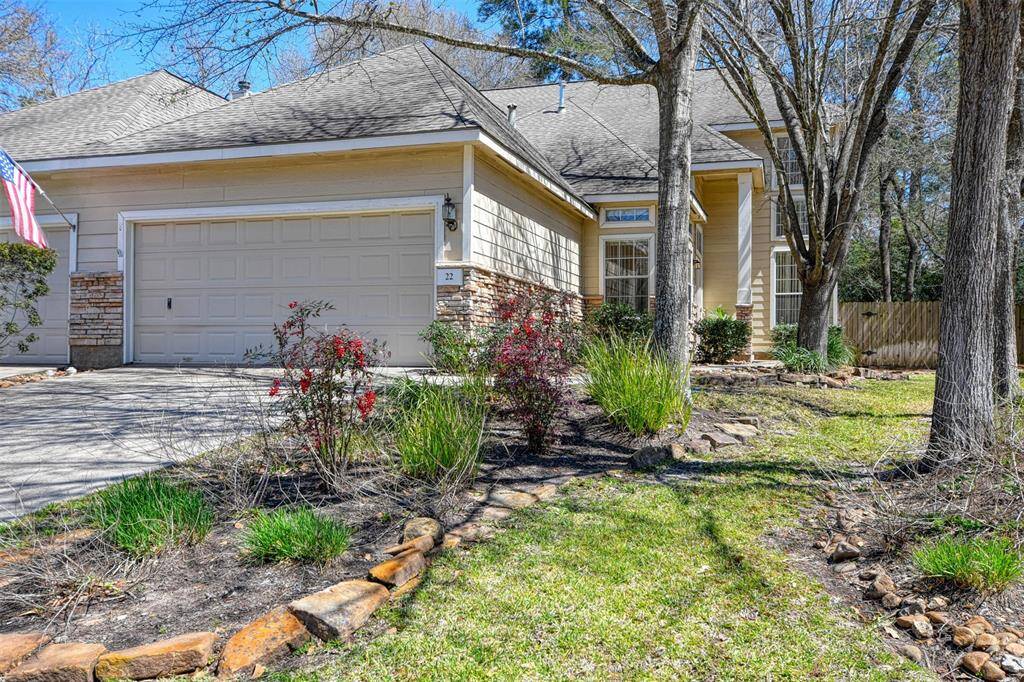 Beautiful property double wide driveway