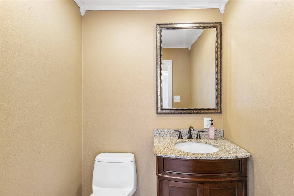 Half bath down stairs