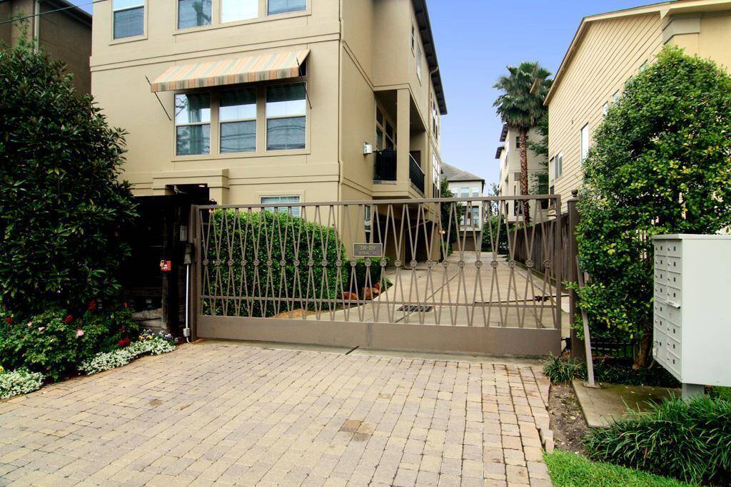 Access Gate