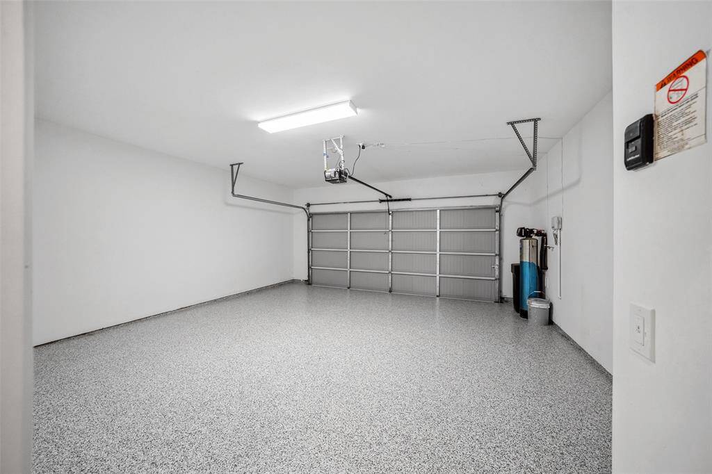 New commercial grade epoxy garage floor. $3k value. Fresh paint as well.