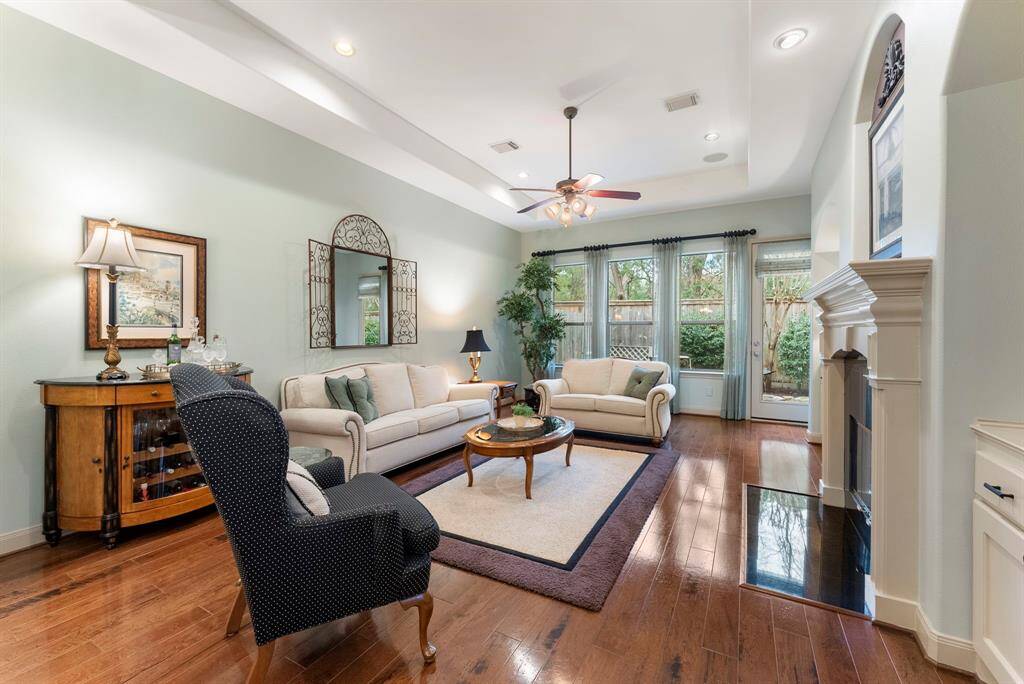 Great views of the backyard from the family room.