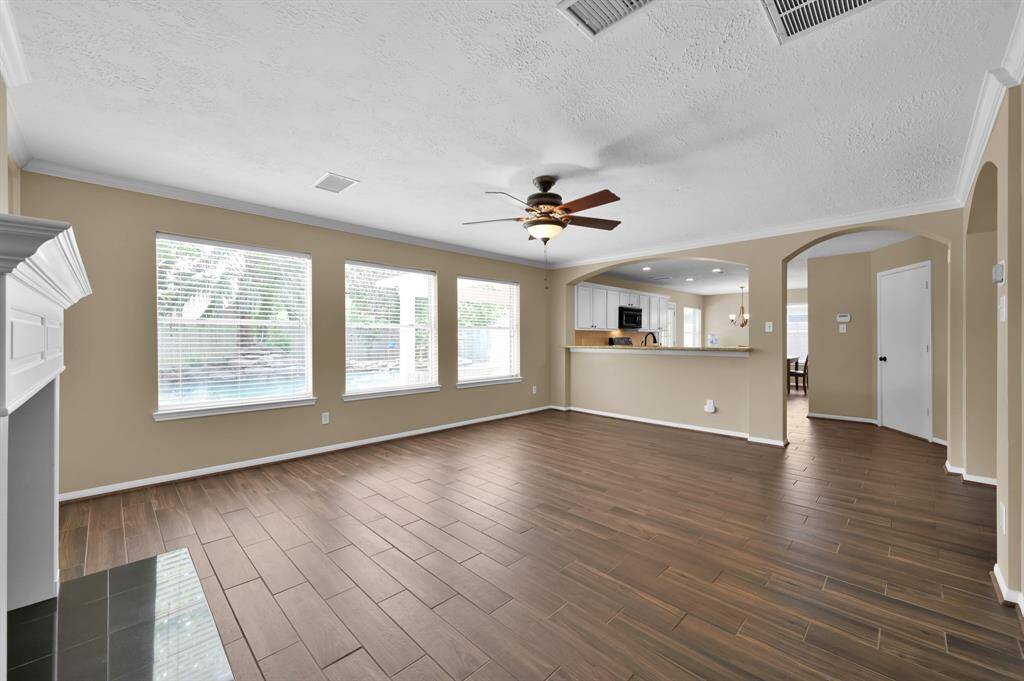 LIVING ROOM OPEN KITCHEN
