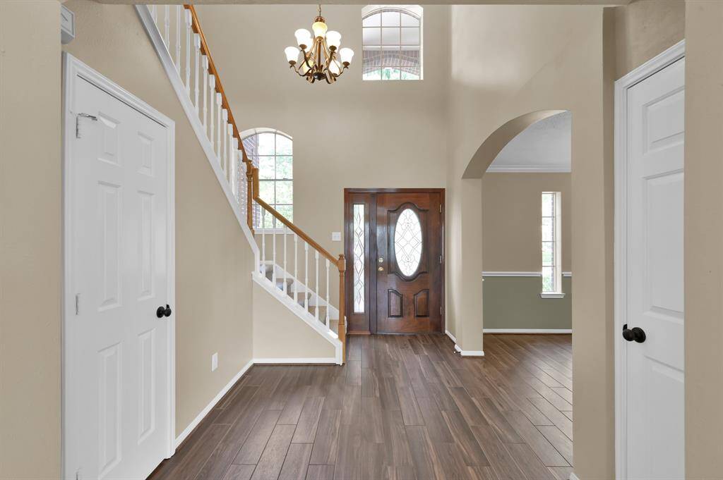 FOYER