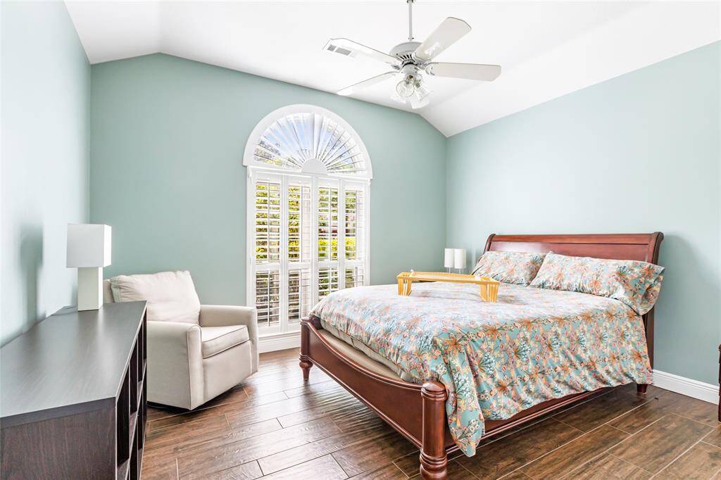 Hall bath