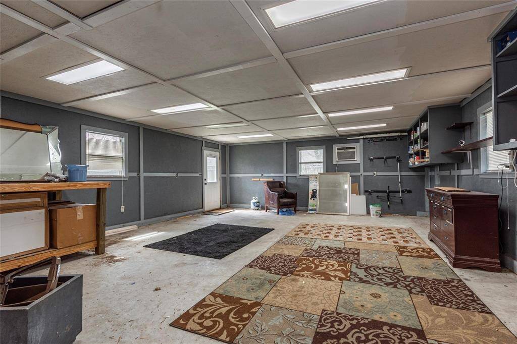 Use your imagination with this space - the possibilities are endless