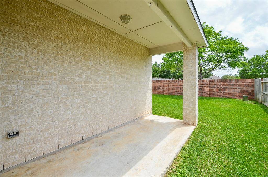 Side Covered Patio