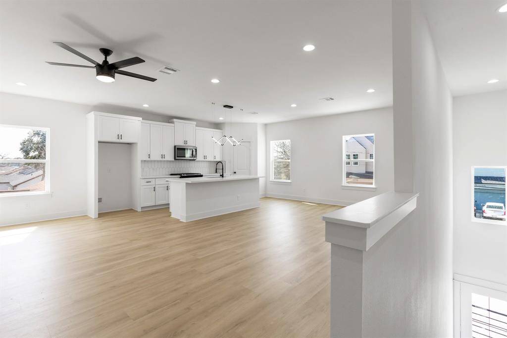 This is a second floor unit.