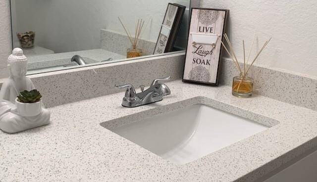 Close up of ALL countertops!