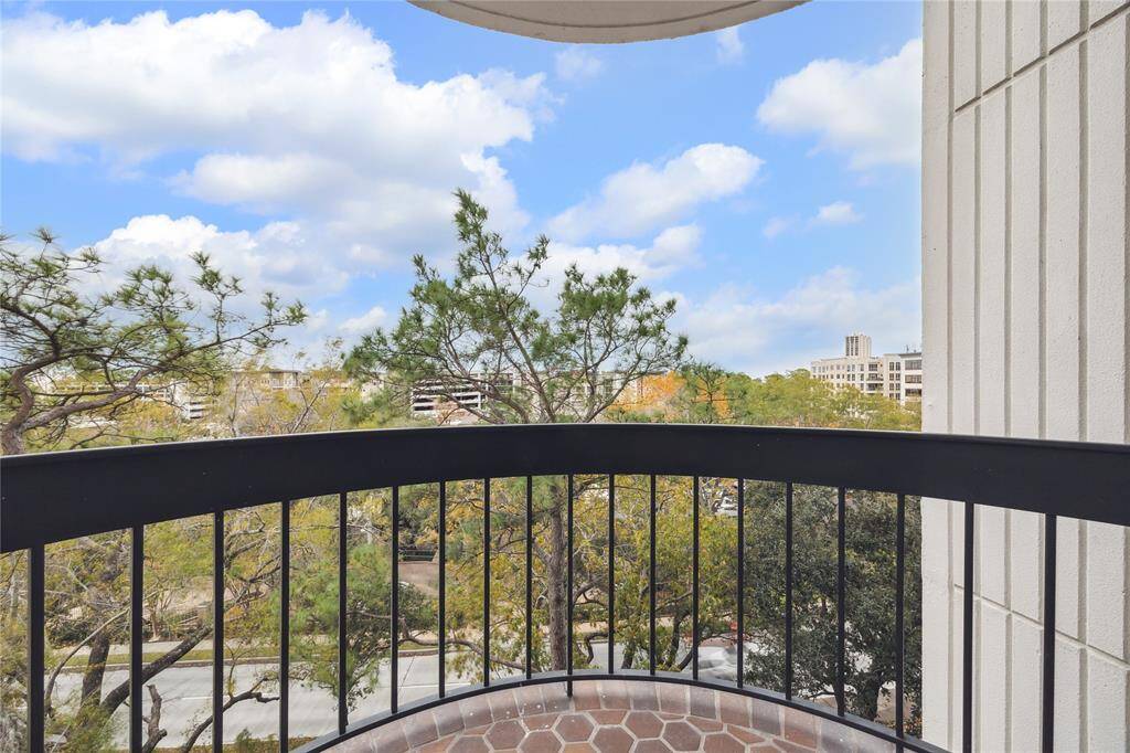 Covered Balcony