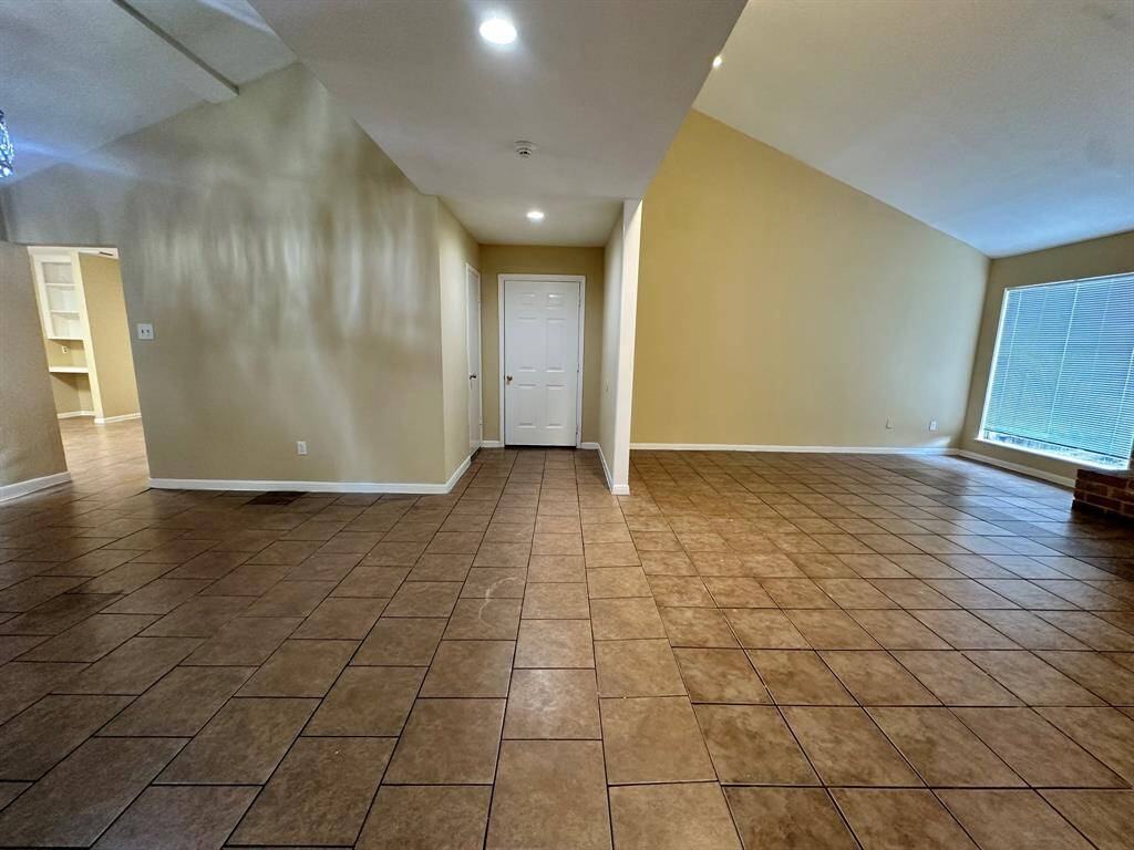 Entrance/Dining Room/Living Room