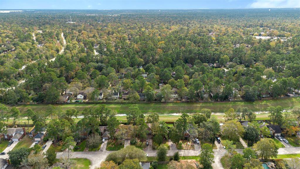 The greenbelt is right outside the backyard!