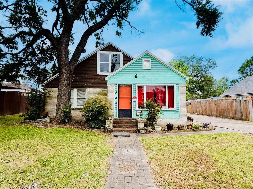 Welcome to Lindale Park, where tree-lined streets, character-filled homes, and a vibrant, evolving community set the tone. This spacious two-story home sits on a spacious lot in the neighborhood. Customize this home to make it yours!