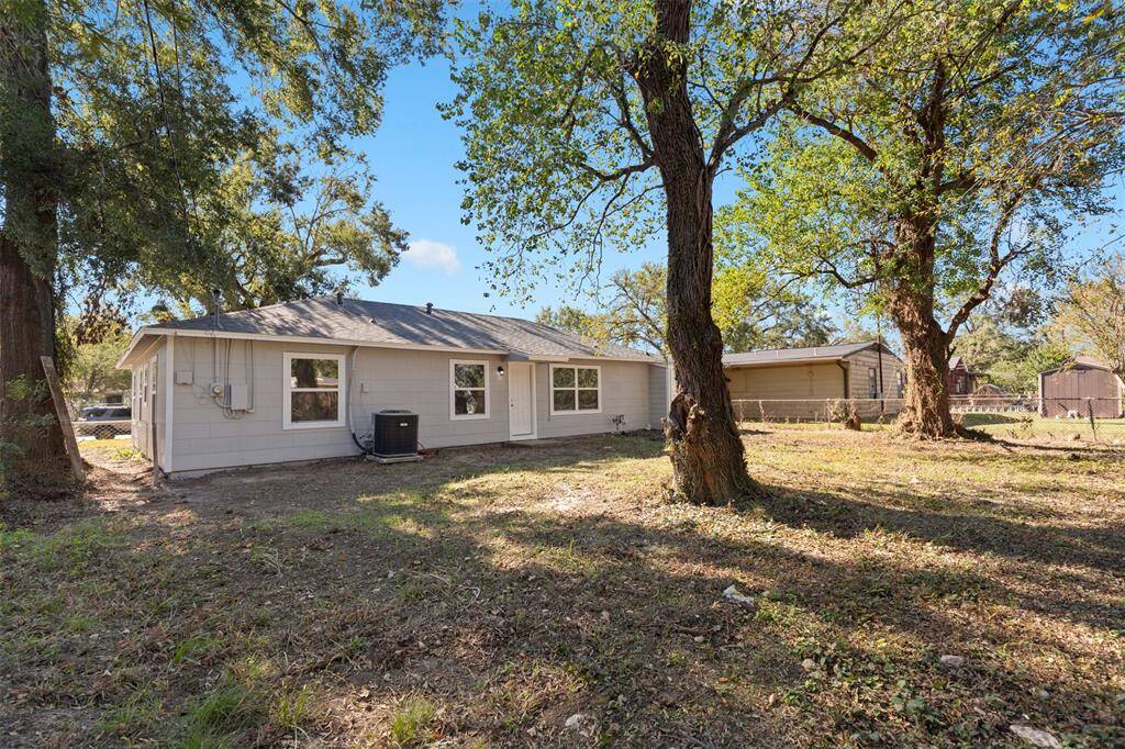 Spacious backyard with a good amount of shade