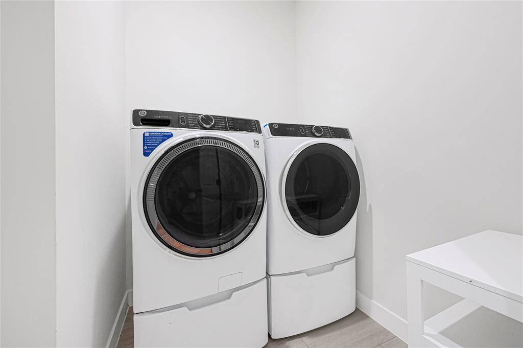 Home includes GE washer and dryer