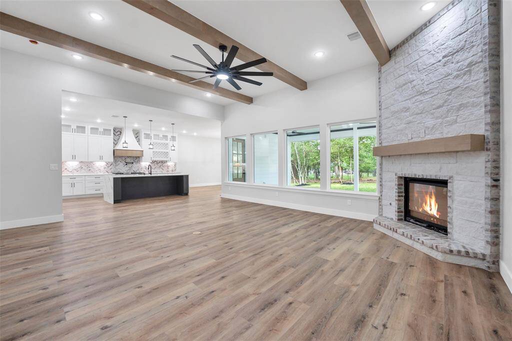 Open-Concept Living Area: A spacious living area that can serve as a common space for relaxation