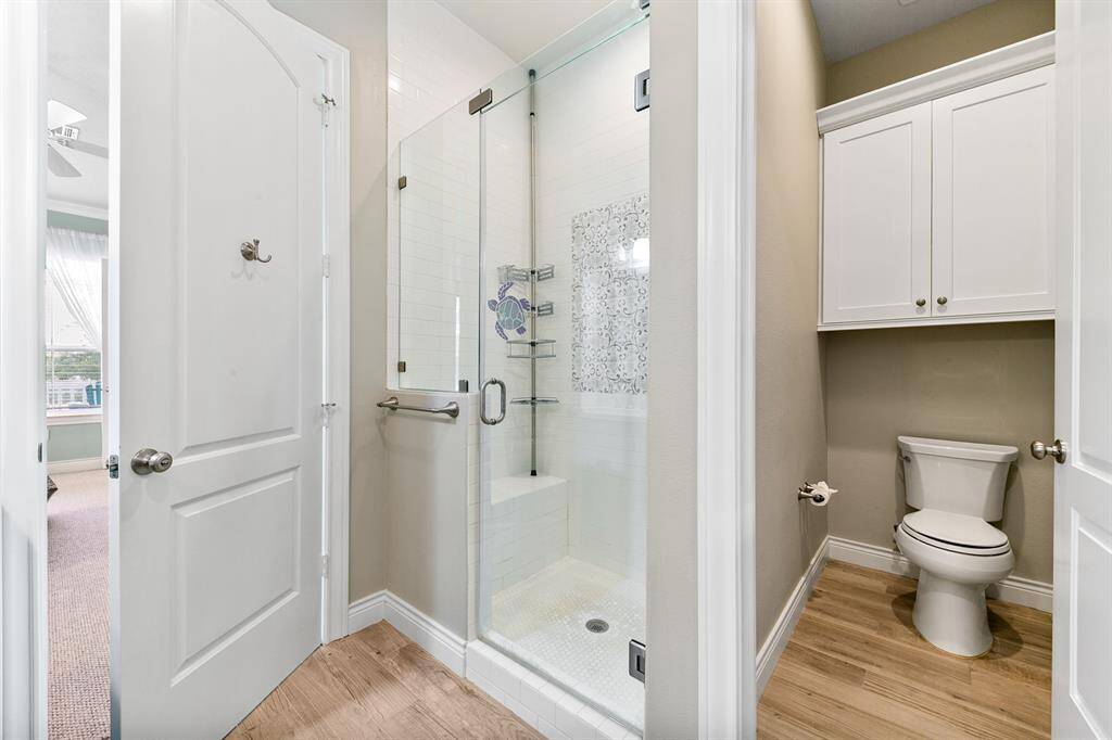 #3 Bedroom Vanity