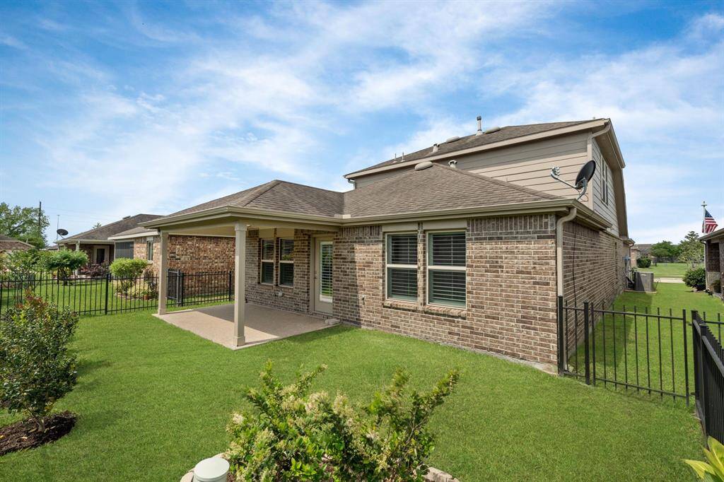 This home features four-sided brick, offering both durability and easy maintenance.
