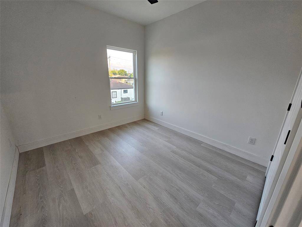 Spacioys third bedroom,.