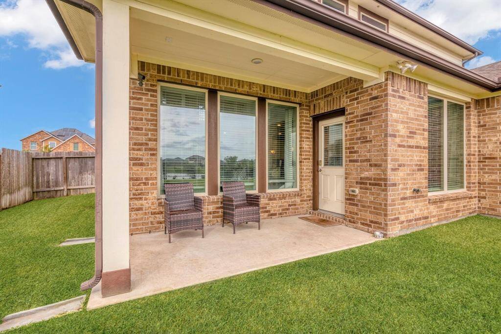 Covered back patio.