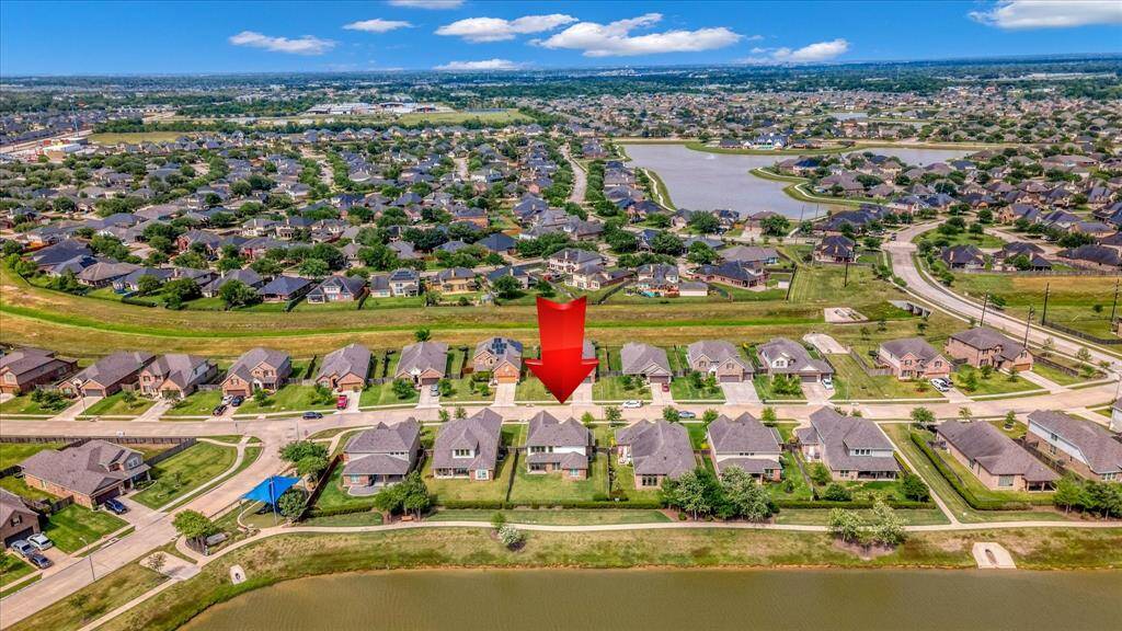 Additional view of where the home is situated.