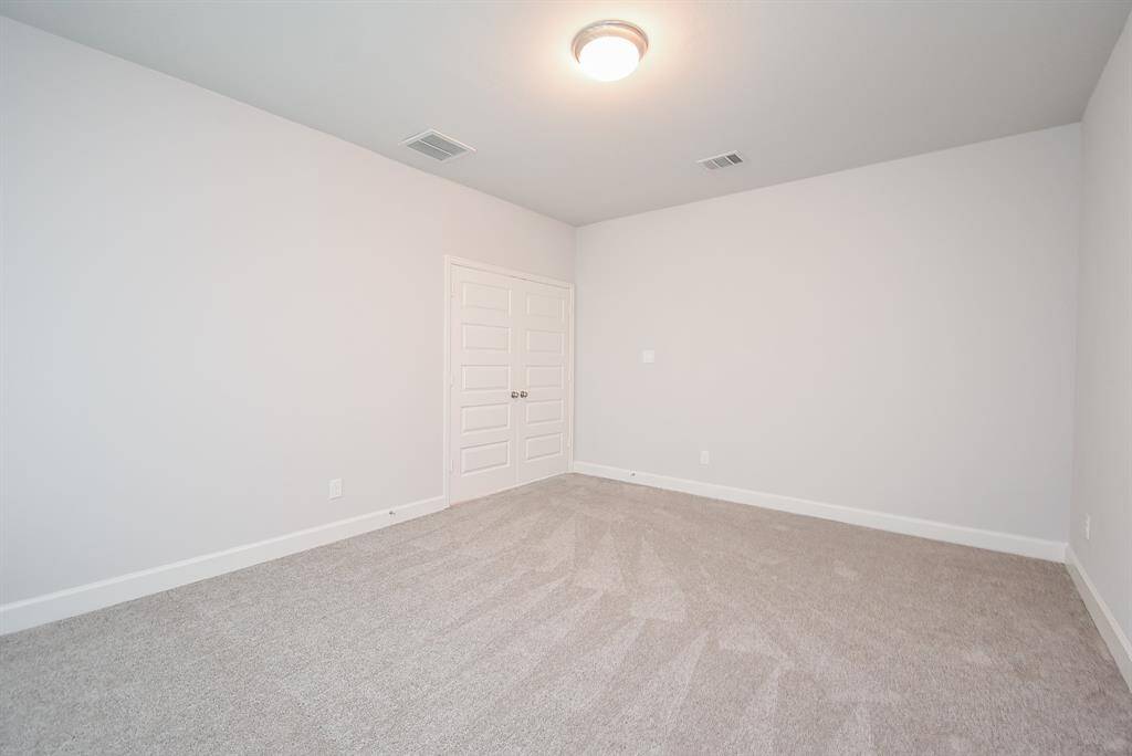 Upstairs Bedroom 4