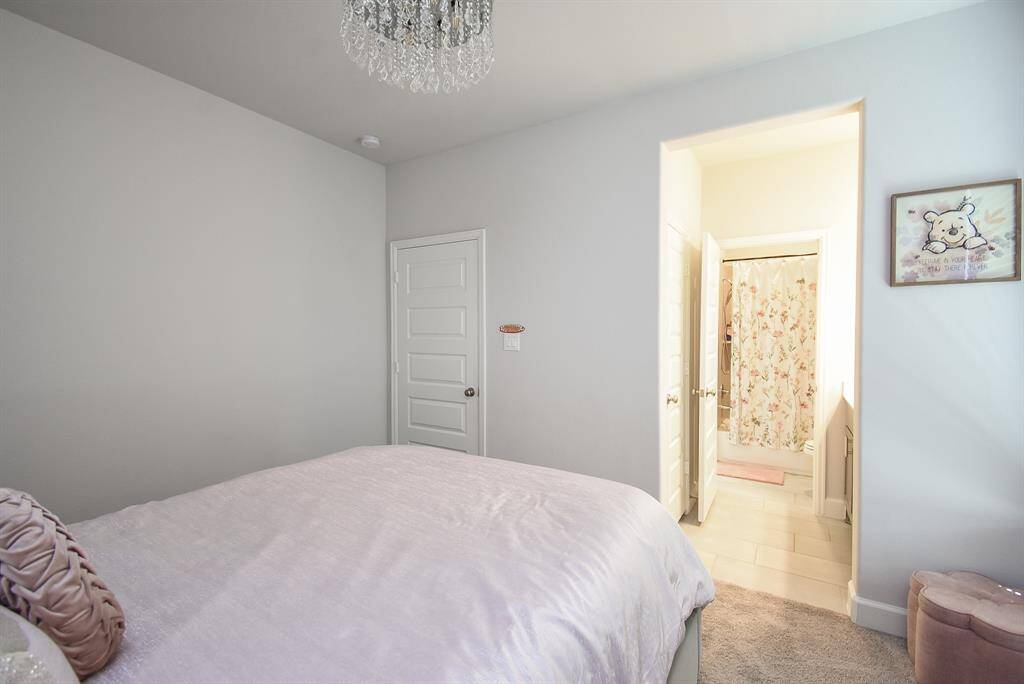 Upstairs Bedroom 2