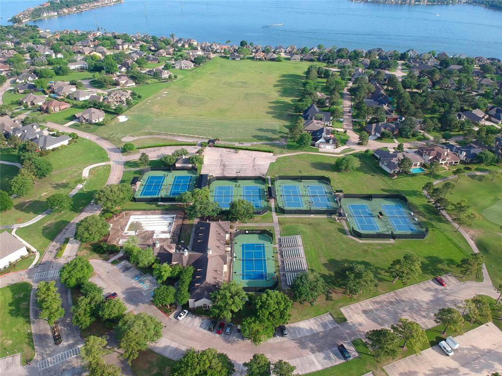 Bentwater Community