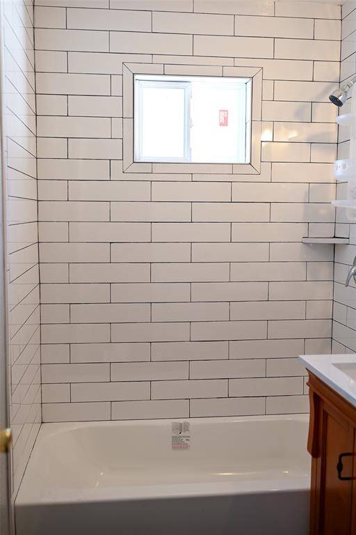 New tile and tub